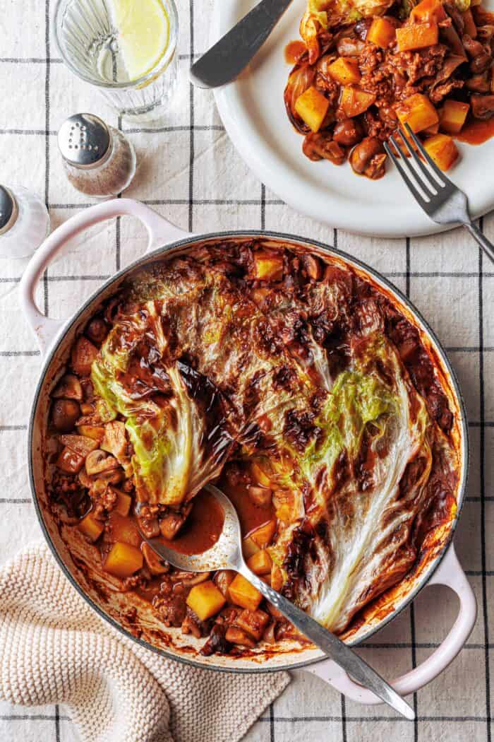 Rouleaux de chou paresseux végétaliens sans rouleaux