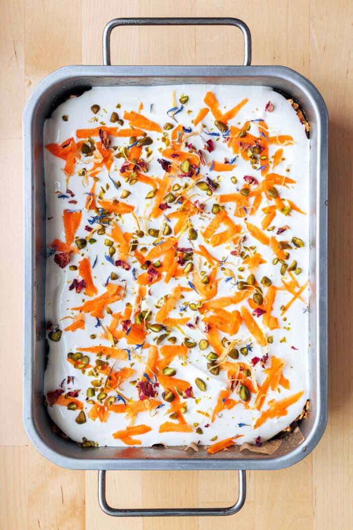 Gâteau aux carottes végétalien et avoine au four