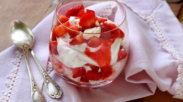 Eton Mess