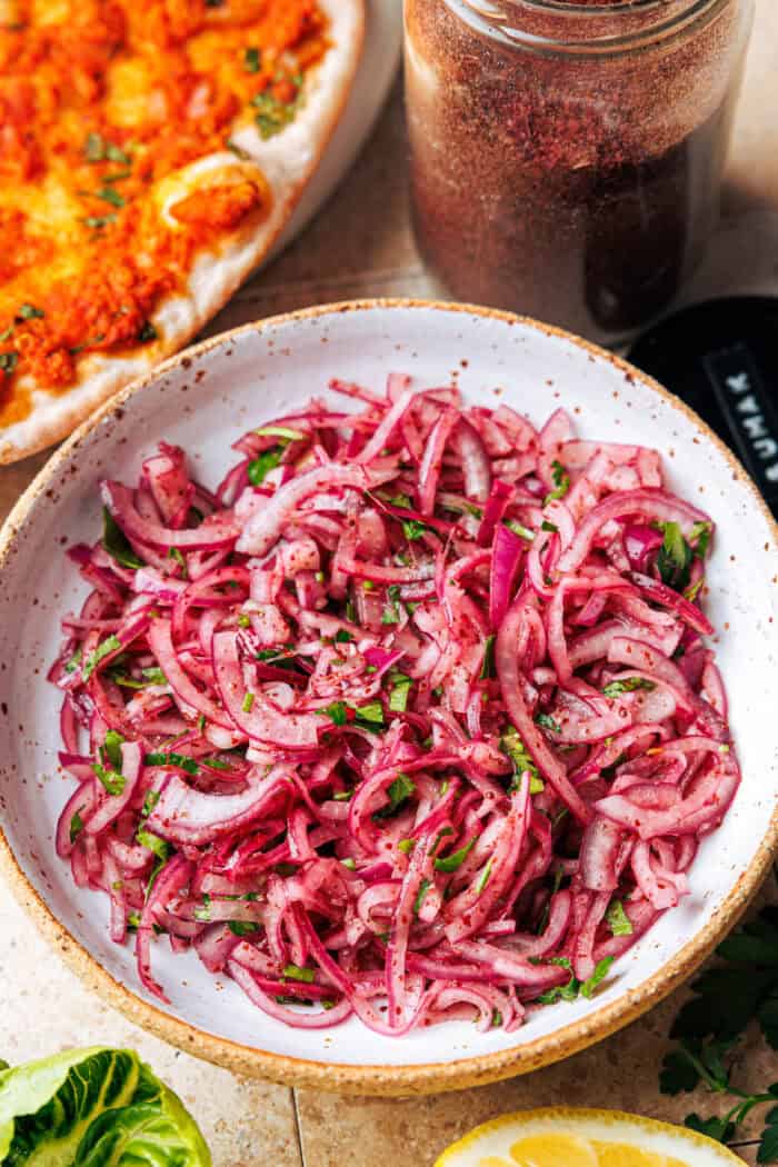 Salade d'oignons turque